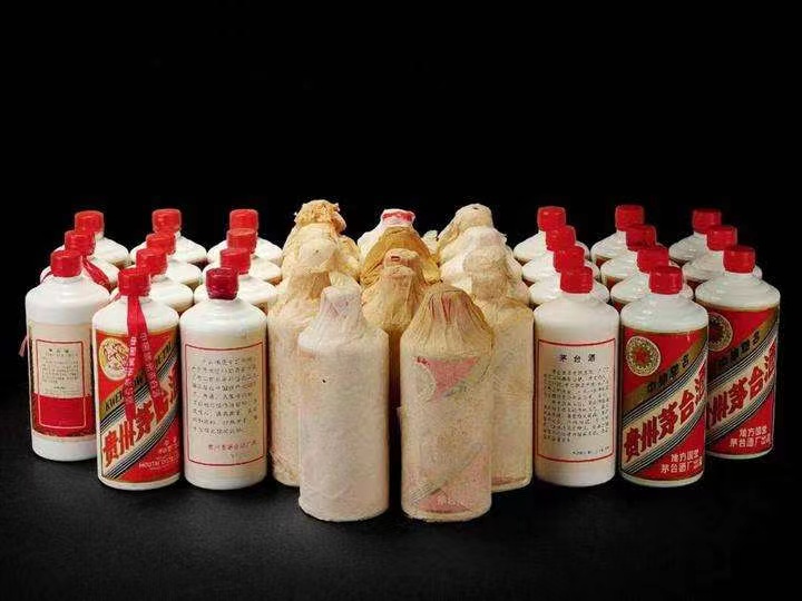 北泉镇日照岚山回收酒价格哪里回收(附近上门回收茅台酒）?